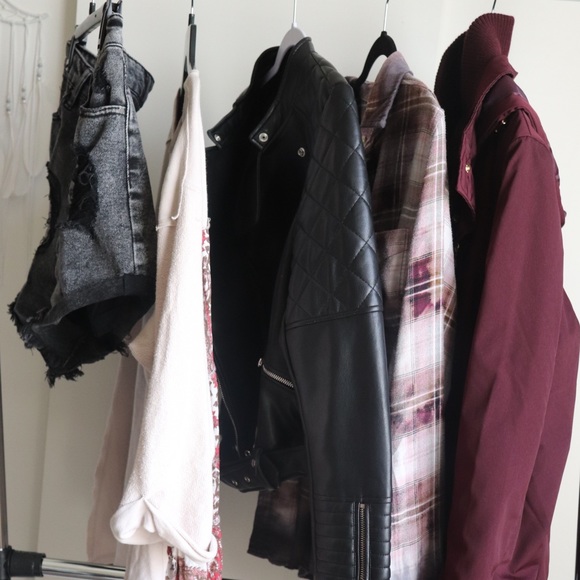 NWOT Tinseltown faded black cutoff denim shorts - Picture 11 of 11